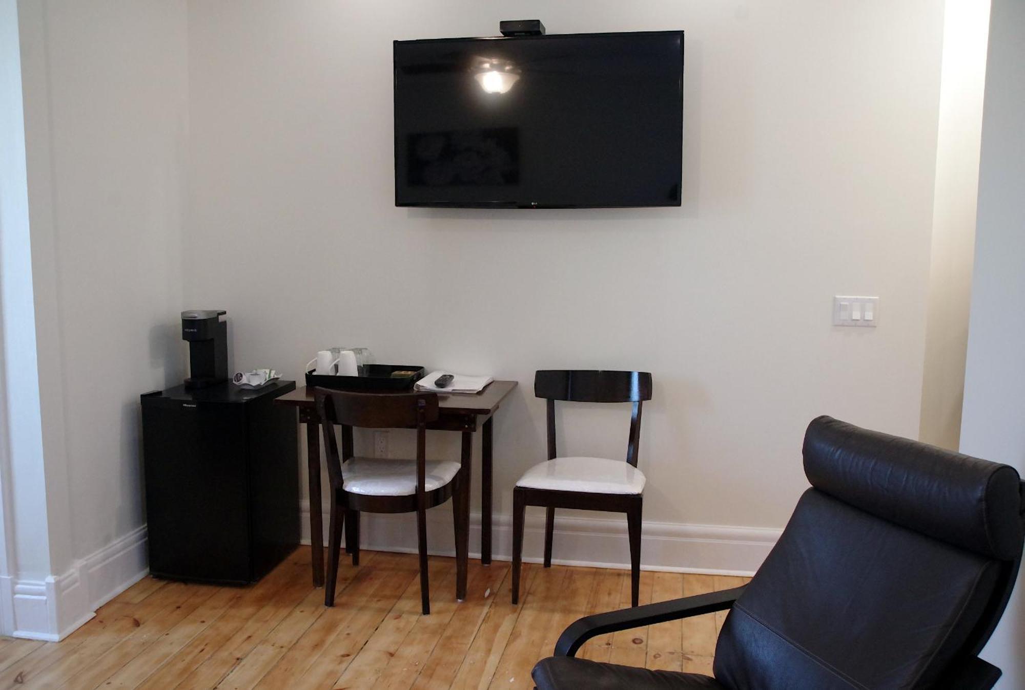 Colborne Couette-café 5*